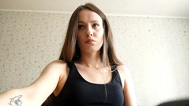FrancesSrygley online show from June 2026 06:29:02 AM