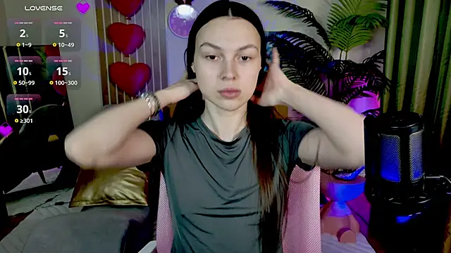 MaxinCarroll online show from May 2026 08:43:02 AM