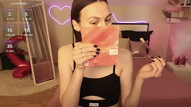 MaxinCarroll online show from February 2026 12:29:01 PM