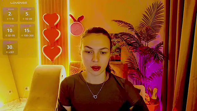 MaxinCarroll online show from February 2026 05:17:02 AM