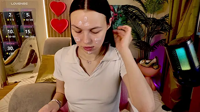 MaxinCarroll online show from April 2026 10:11:01 AM