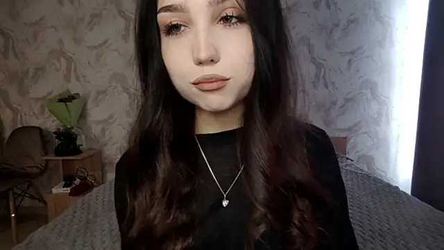 Qwami Amie online show from April 2026 07:45:02 AM