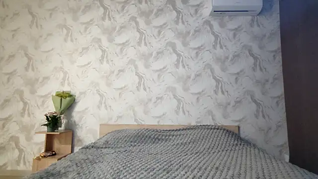 Qwami Amie online show from March 2026 03:12:01 PM