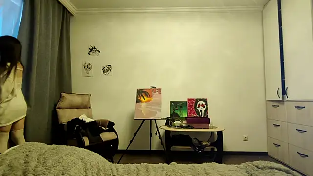 Qwami Amie online show from February 2026 12:18:01 PM