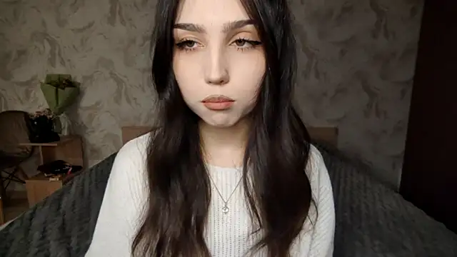 Qwami Amie online show from March 2026 03:34:01 PM