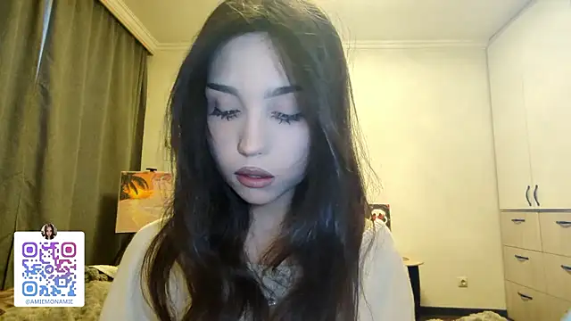 Qwami Amie online show from January 2026 04:27:02 AM