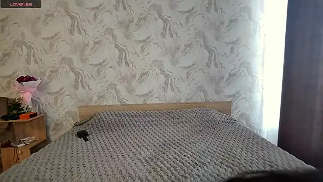 Qwami Amie online show from May 2026 06:39:01 AM