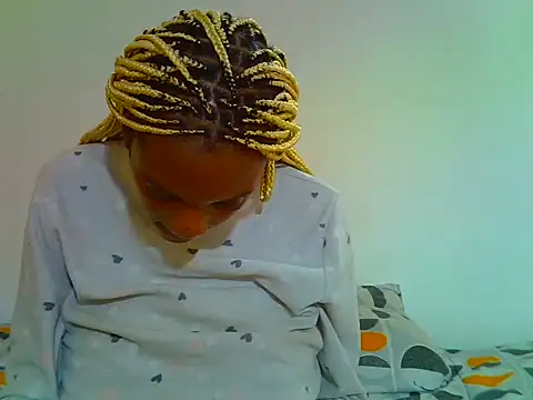 Snapshot of PetiteDoll_06 chatting on April 2026 10:46:01 AM PetiteDoll 06 online show from April 2026 10:46:01 AM
