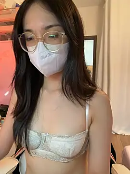 mimichannn99 online show from April 2026 07:43:02 AM