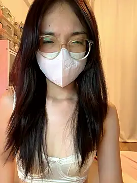 mimichannn99 online show from April 2026 05:37:01 PM