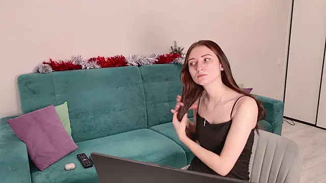 Sandra Prafer online show from December 2025 06:04:01 AM