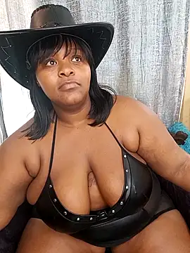 ChoklitBerryXX online show from May 2026 10:05:01 AM