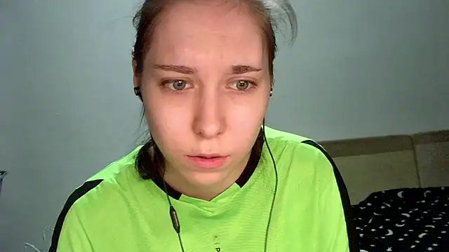 Snapshot of Annette_meow1 chatting on December 2025 05:11:01 AM Annette meow1 online show from December 2025 05:11:01 AM