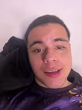 Liam Mateo online show from March 2026 12:32:02 AM