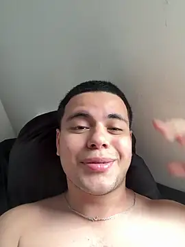 Liam Mateo online show from February 2026 05:24:02 PM