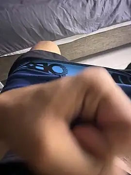 Liam Mateo online show from February 2026 12:21:02 AM