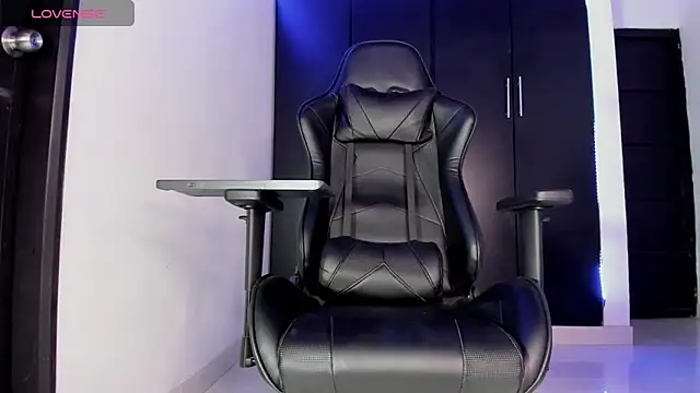 Liam Mateo online show from March 2026 01:10:01 AM