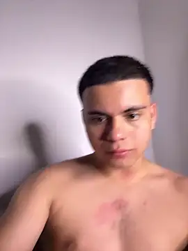 Liam Mateo online show from March 2026 03:47:02 AM