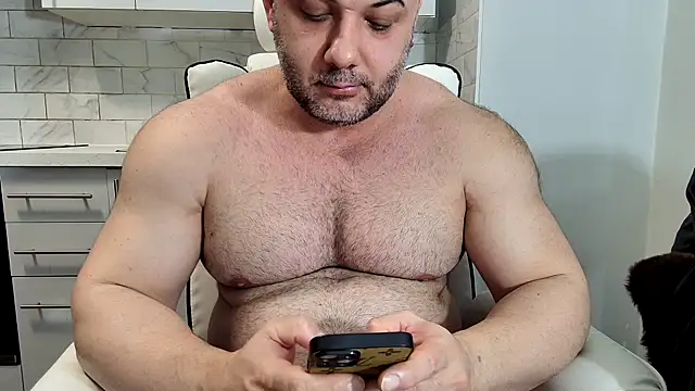 WildJohn XX online show from March 2026 09:00:02 PM