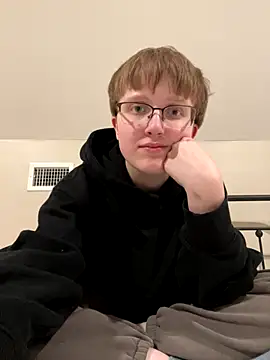 Lassie Cassie online show from December 2025 10:02:01 PM