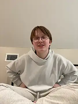 Lassie Cassie online show from February 2026 07:08:02 PM