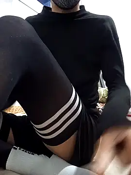 Aminosh online show from December 2025 10:21:01 PM