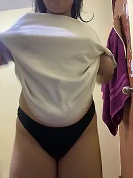 Snapshot of SailorGrace chatting on December 2025 12:48:01 AM SailorGrace online show from December 2025 12:48:01 AM