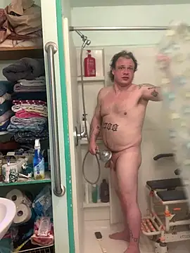 Snapshot of Ldnick69 chatting on April 2026 01:18:01 AM Ldnick69 online show from April 2026 01:18:01 AM