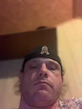 Snapshot of Ldnick69 chatting on March 2026 09:32:02 AM Ldnick69 online show from March 2026 09:32:02 AM