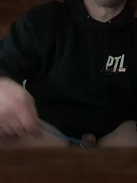 Snapshot of Ldnick69 chatting on March 2026 03:42:01 AM Ldnick69 online show from March 2026 03:42:01 AM