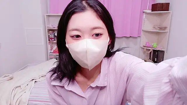 Ms-KARINA online show from May 2026 08:07:02 AM