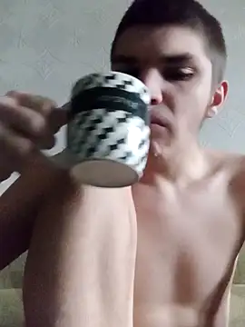 Snapshot of BradPierce chatting on December 2025 07:34:02 AM BradPierce online show from December 2025 07:34:02 AM