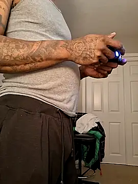 Rizzle9800 online show from February 2026 08:01:01 AM