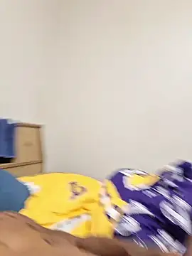 Snapshot of Rizzle9800 chatting on December 2025 01:28:01 PM Rizzle9800 online show from December 2025 01:28:01 PM