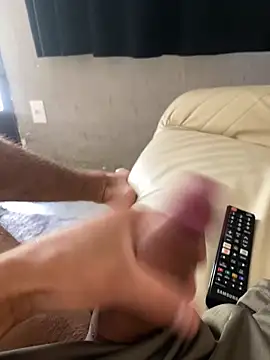 Lowdatriz online show from December 2025 03:17:01 PM