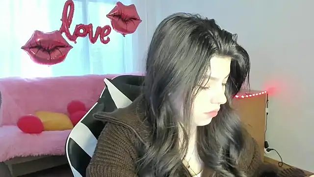 KisaModel online show from February 2026 05:49:01 AM