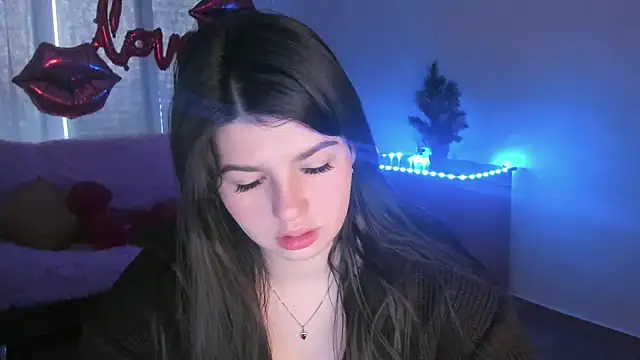 KisaModel online show from March 2026 01:28:02 AM