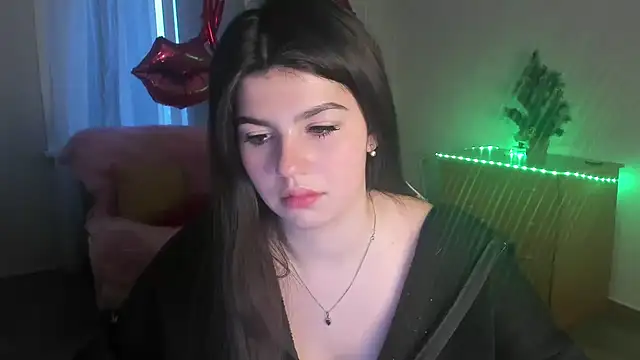 KisaModel online show from March 2026 01:02:01 AM