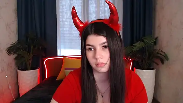 Snapshot of KisaModel chatting on December 2025 08:09:02 AM KisaModel online show from December 2025 08:09:02 AM