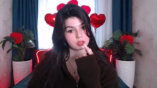 KisaModel online show from February 2026 06:35:01 AM