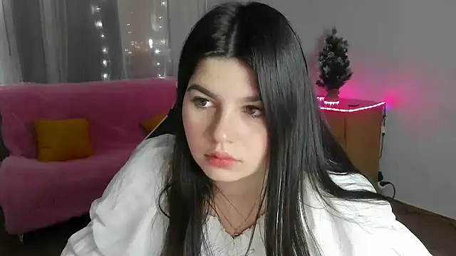 KisaModel online show from February 2026 01:14:02 AM