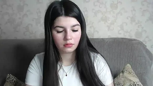 KisaModel online show from April 2026 01:07:01 AM