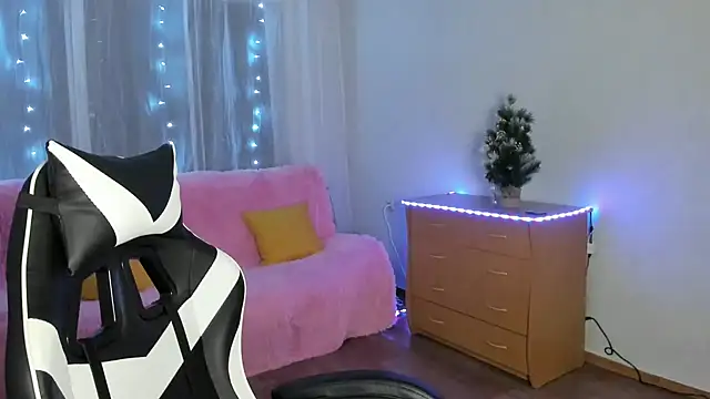 KisaModel online show from January 2026 01:42:02 AM