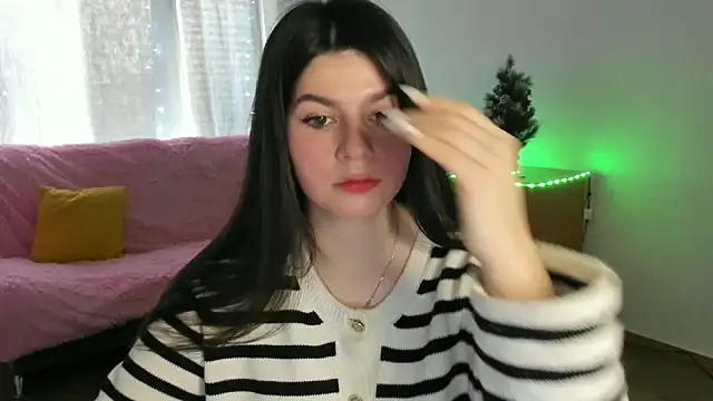 KisaModel online show from February 2026 08:12:02 AM