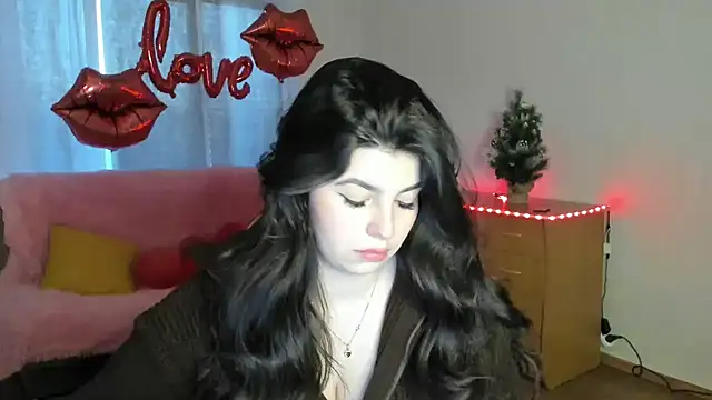 KisaModel online show from February 2026 01:37:02 AM