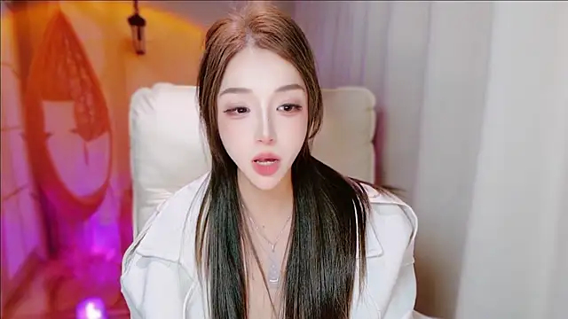 zizi-a online show from February 2026 06:30:01 PM