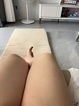 qwe522522 online show from April 2026 06:42:02 AM