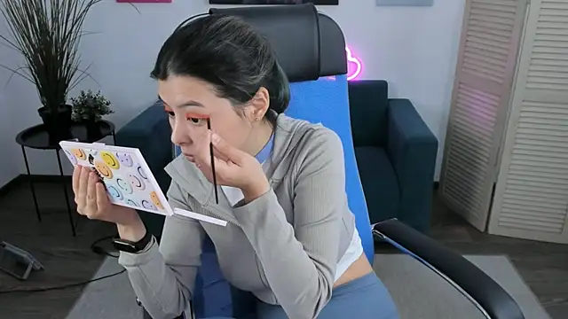 Snapshot of SirenMystiq chatting on December 2025 08:09:02 AM SirenMystiq online show from December 2025 08:09:02 AM