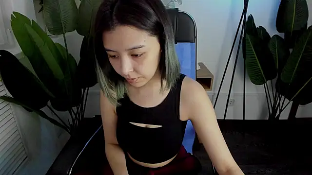 Snapshot of SirenMystiq chatting on May 2026 07:22:02 PM SirenMystiq online show from May 2026 07:22:02 PM