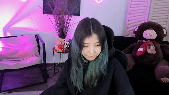 SirenMystiq online show from March 2026 07:37:01 PM